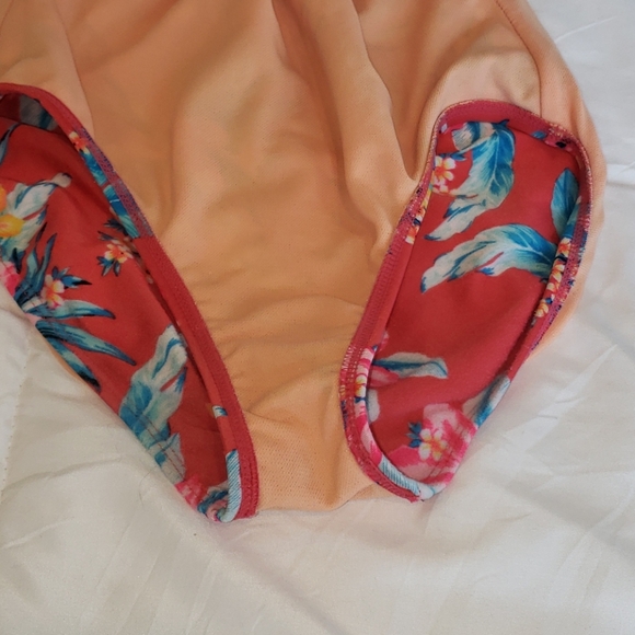 Floral long sleeve lined swimsuit with zipper - Picture 5 of 5